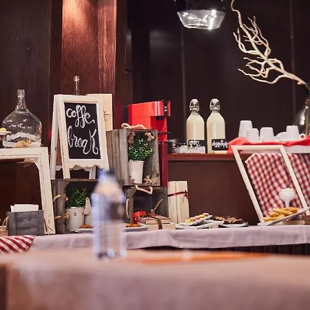 Silken Ciudad ホテル 4*