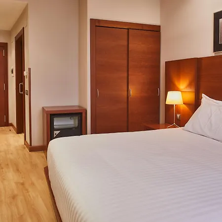 Silken Ciudad 4* ヒホン