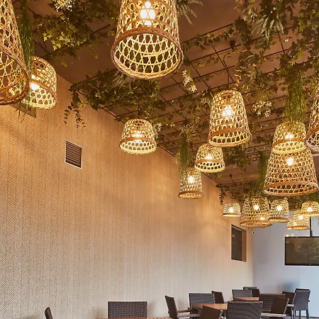 Silken Ciudad ホテル ヒホン