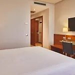 Silken Ciudad 4* خيخون