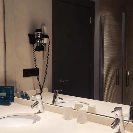 Silken Ciudad Hotell Gijón