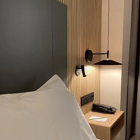 Hotell Silken Ciudad 4*