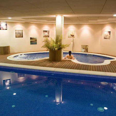 Szálloda Silken Ciudad 4*