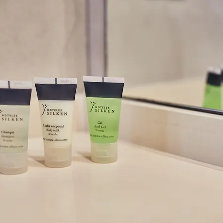 Silken Ciudad Hotell 4*