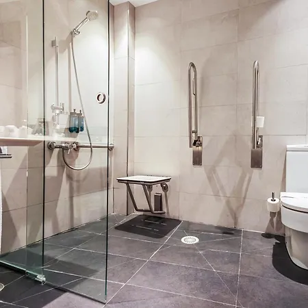 Silken Ciudad Szálloda 4*