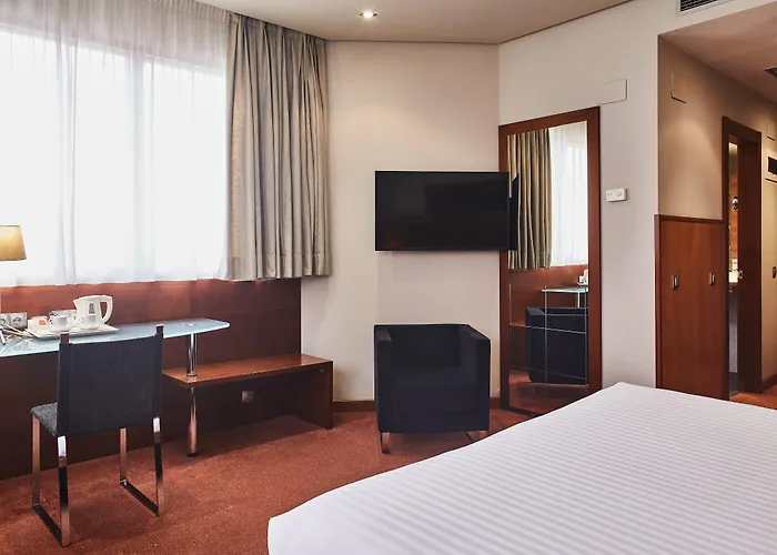 Silken Ciudad Szálloda 4*